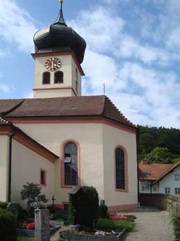 Kirche St. Hilarius in Ebnet